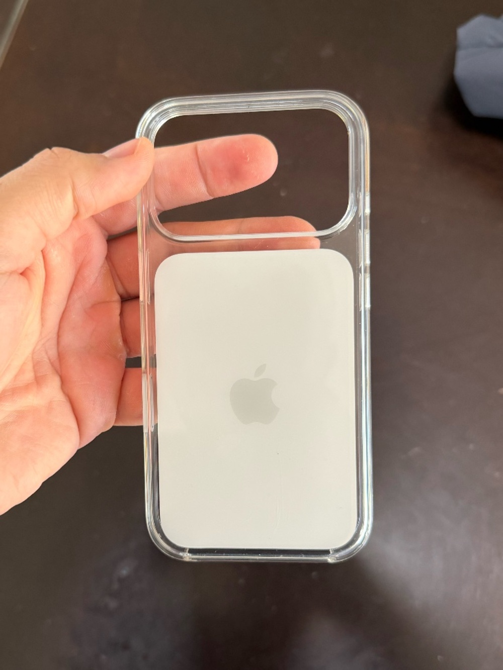 Iphone 17 pro apple clear case